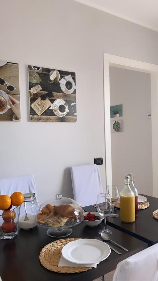 Corte 22 B&B E Appartamenti Borgomanero Esterno foto