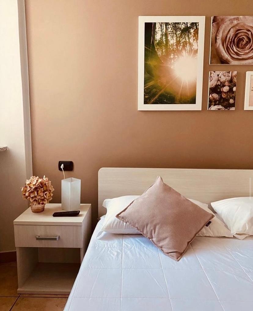 Corte 22 B&B E Appartamenti Borgomanero Esterno foto
