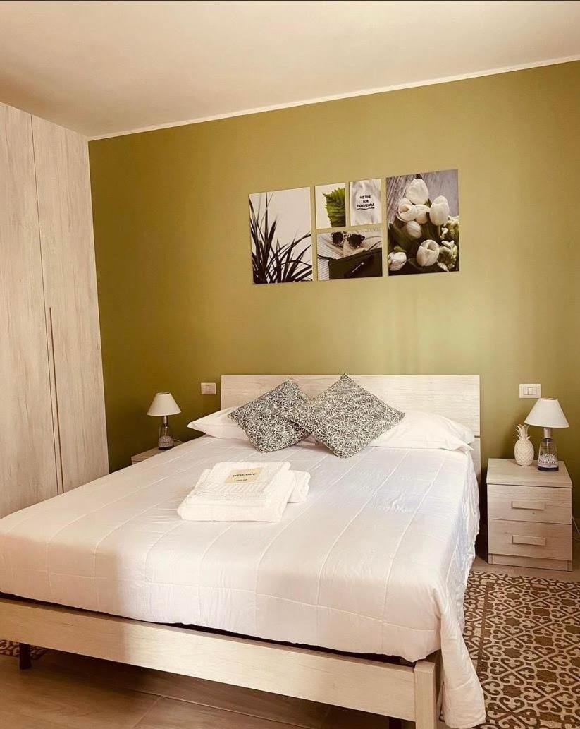 Corte 22 B&B E Appartamenti Borgomanero Esterno foto